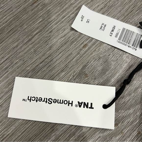 TNA homestretch Henley cami White Buttoned Crop Camisole - Picture 2 of 3